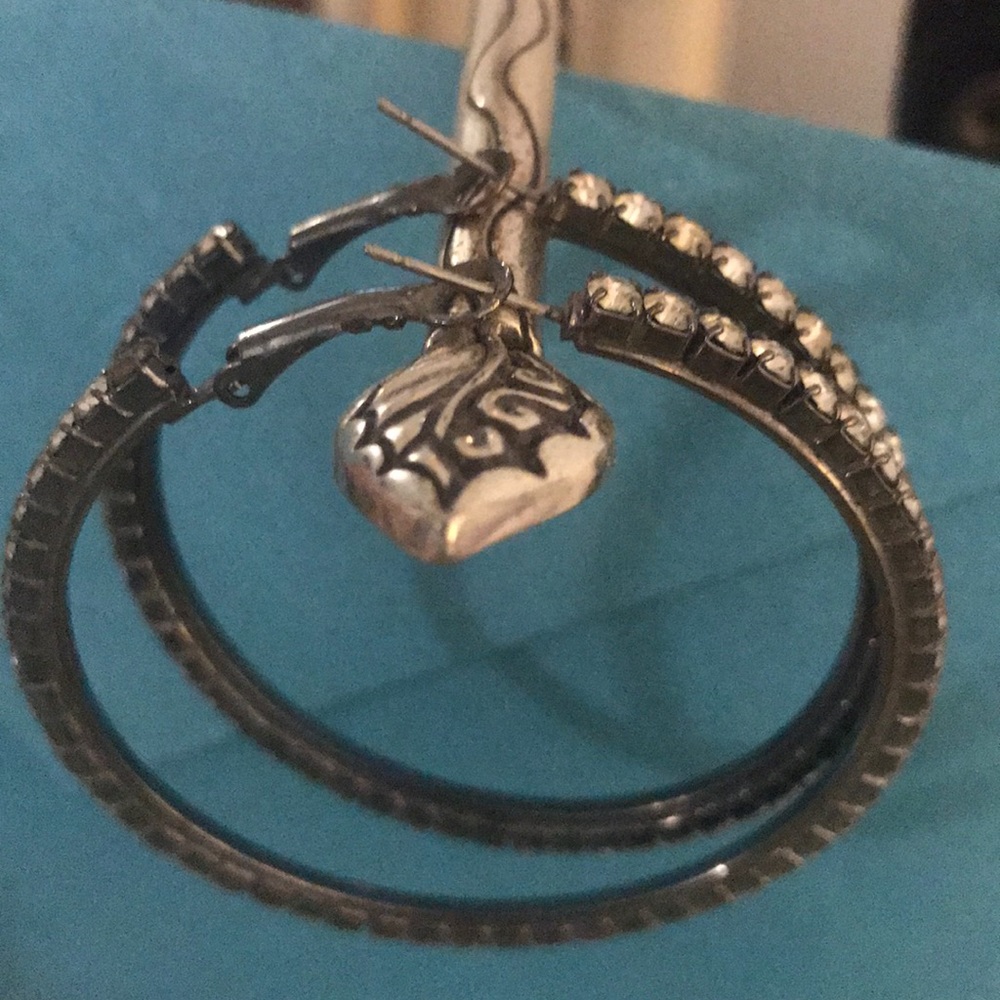 💫 Large Rhinestone Hoops 💫 - Picture 3 of 8